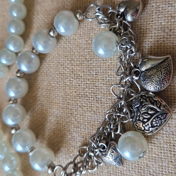 Paparazzi 6 Piece Necklace Silver Heart With Pearl Bracelets Set - Picture 10 of 17